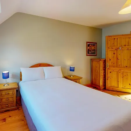 Vakantiehuis Courtyard Cottges Type B 3 Bed Sleeps 6 *
